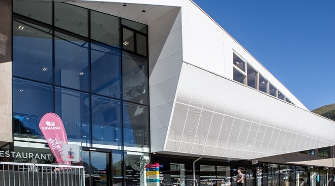 Screenshot_5-1-2026_183135_www.isdgroup.com